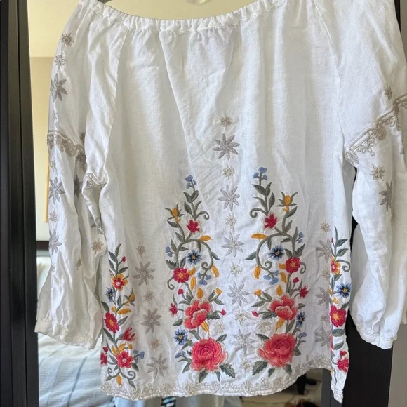 Johnny Was Embroidered Linen Top Size XS - Picture 4 of 7